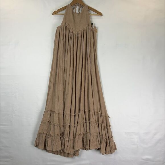 Free People Dresses & Skirts - Free People tan Maxi Halter Dress